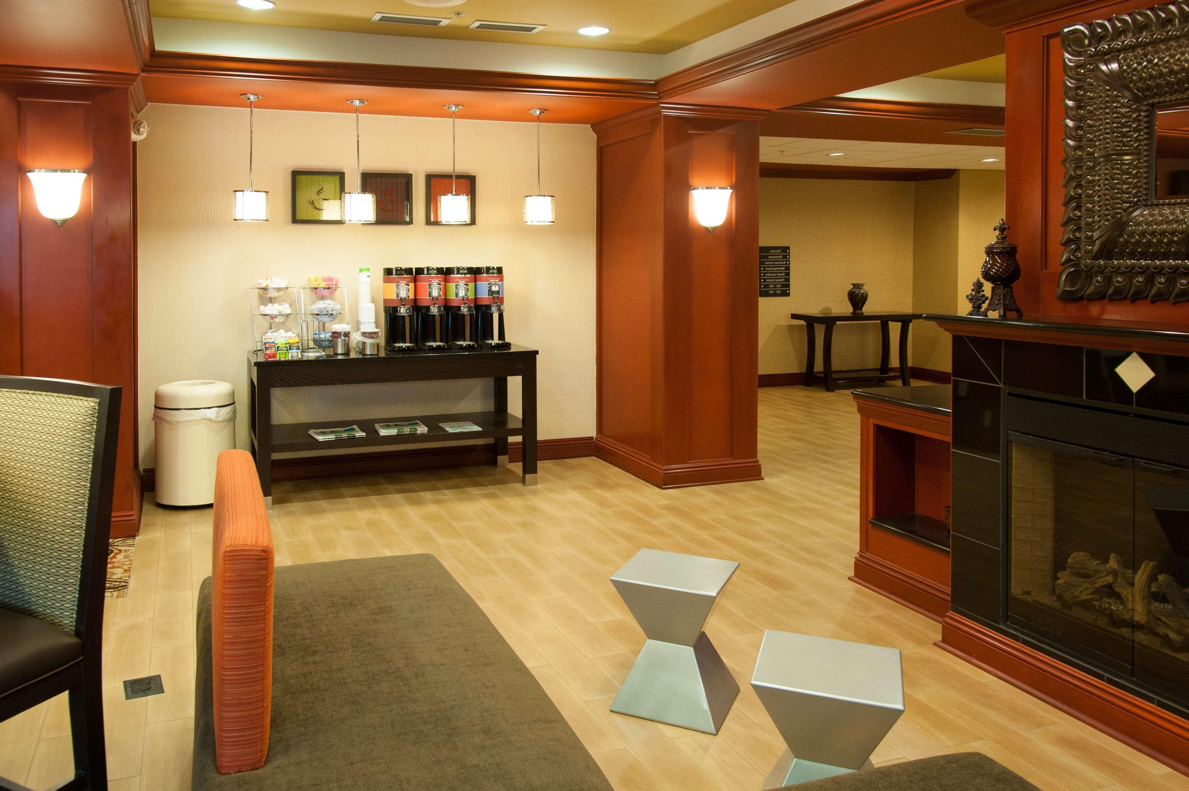 Hampton Inn Enterprise Exteriör bild